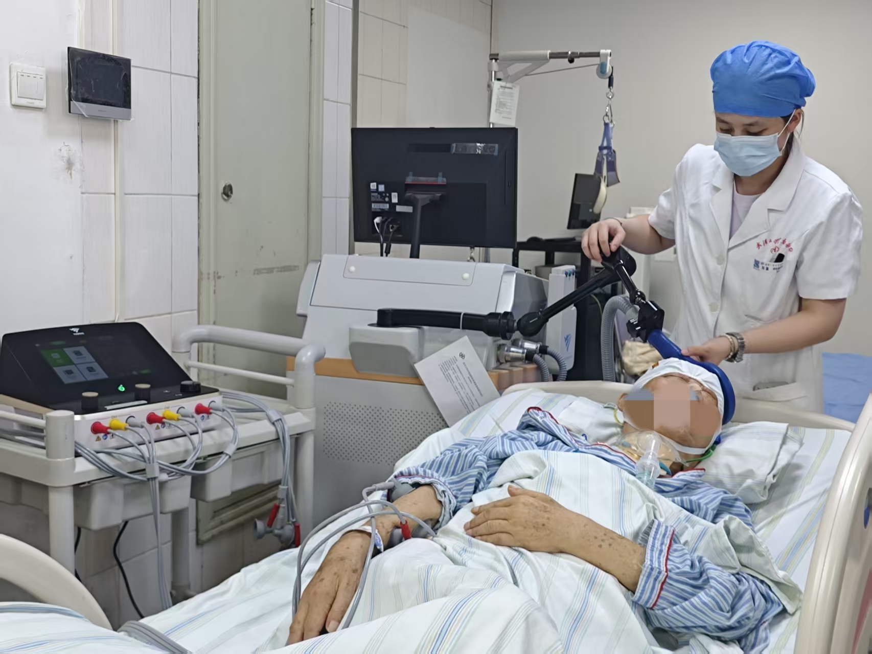 媒體說 | 78歲老人腦?；杳?，腦機接口技術(shù)成功喚醒